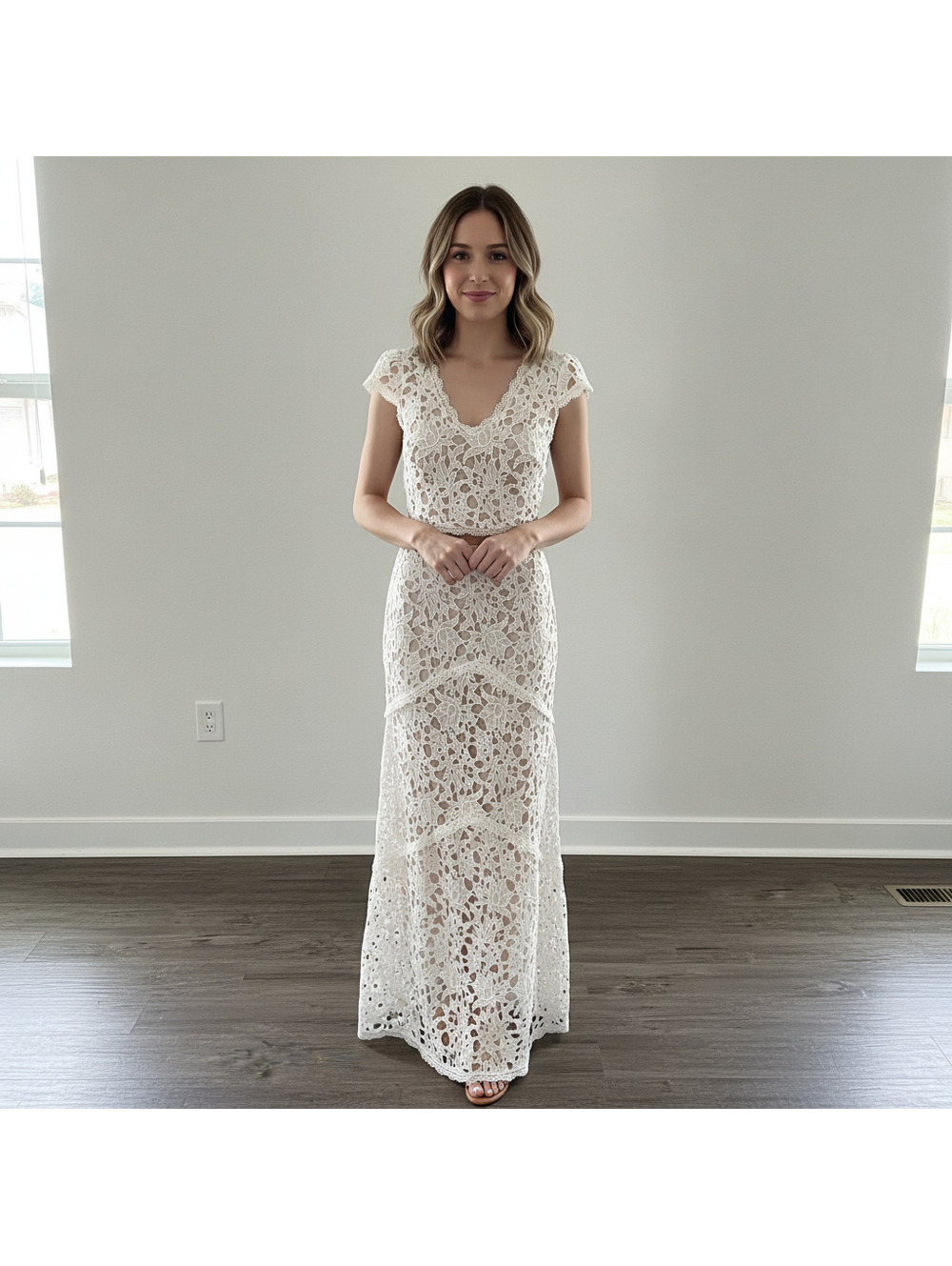 NWOT Identity White Lace Two-Piece Set Skirt #262